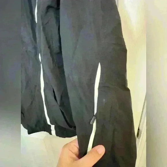 THE NORTHFACE, Kira Jacket, outer shell light weight, black & white, XS - Picture 4 of 7